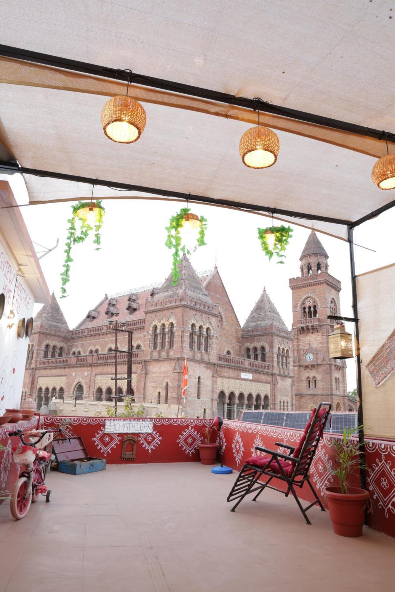 Prag View Heritage Homestay Bhuj Luaran gambar